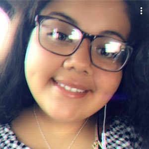 Meet your Posher, Anahi